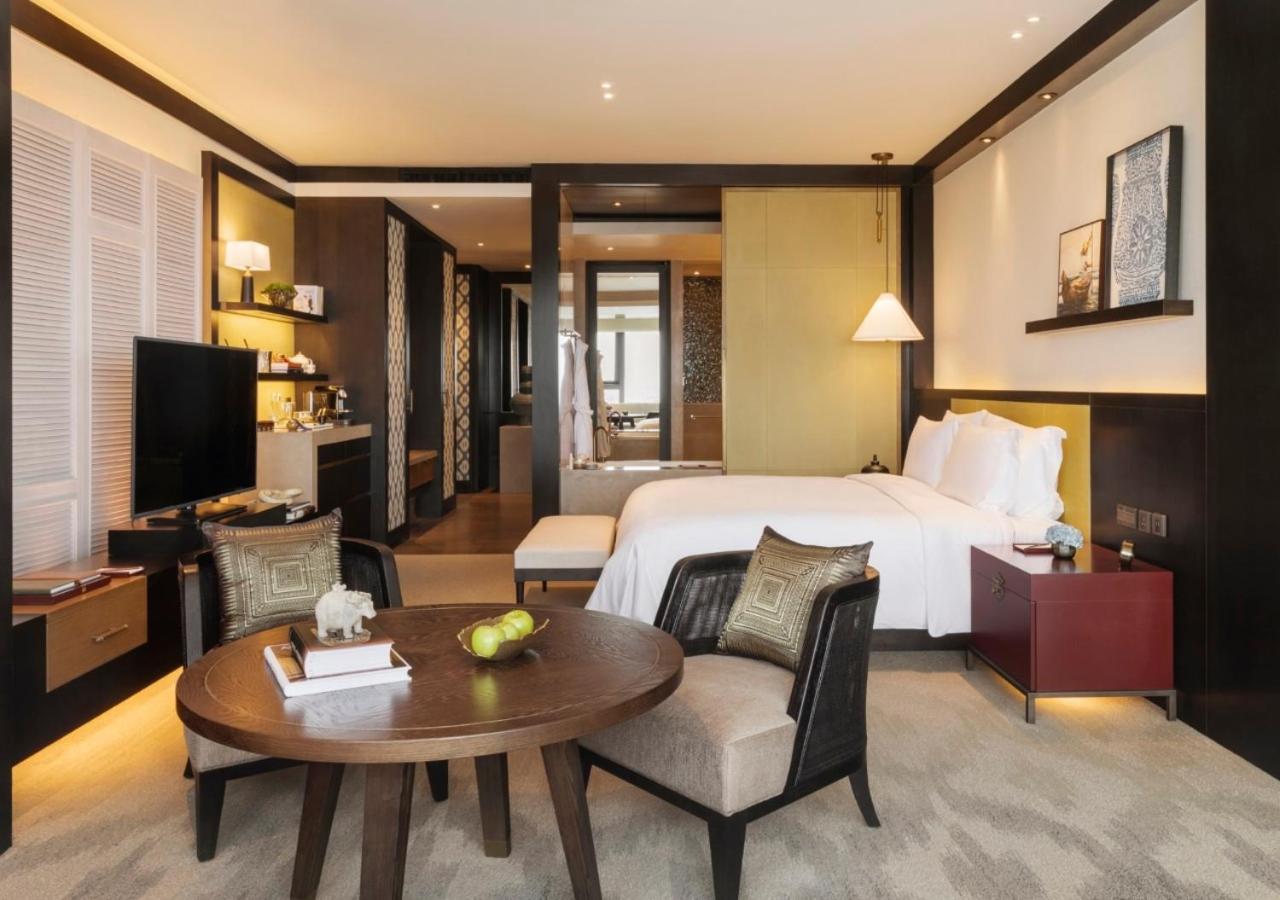 Rosewood Phnom Penh Hotel Exterior foto